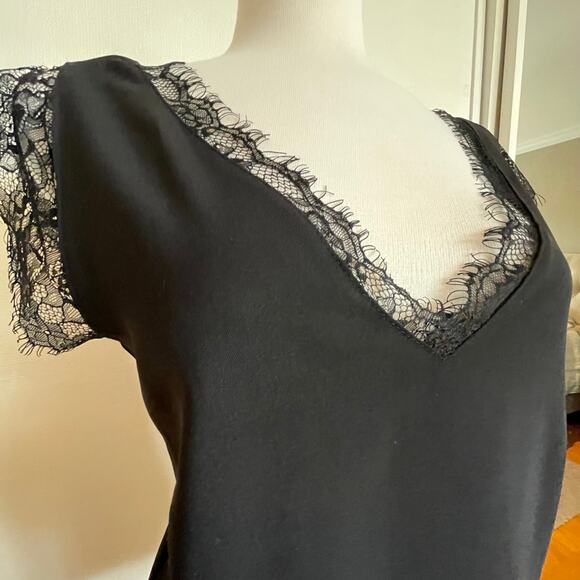 Chic Black Lace-Trim V-Neck Blouse – Size M - Picture 3 of 8